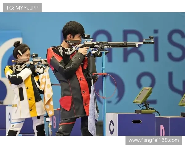 盛李豪慕尼黑射击世界杯逆转摘 1 银 1 铜 资格赛破纪录彰显实力 盛李豪慕尼黑射击世界杯逆转摘 1 银 1 铜 资格赛破纪录彰显实力